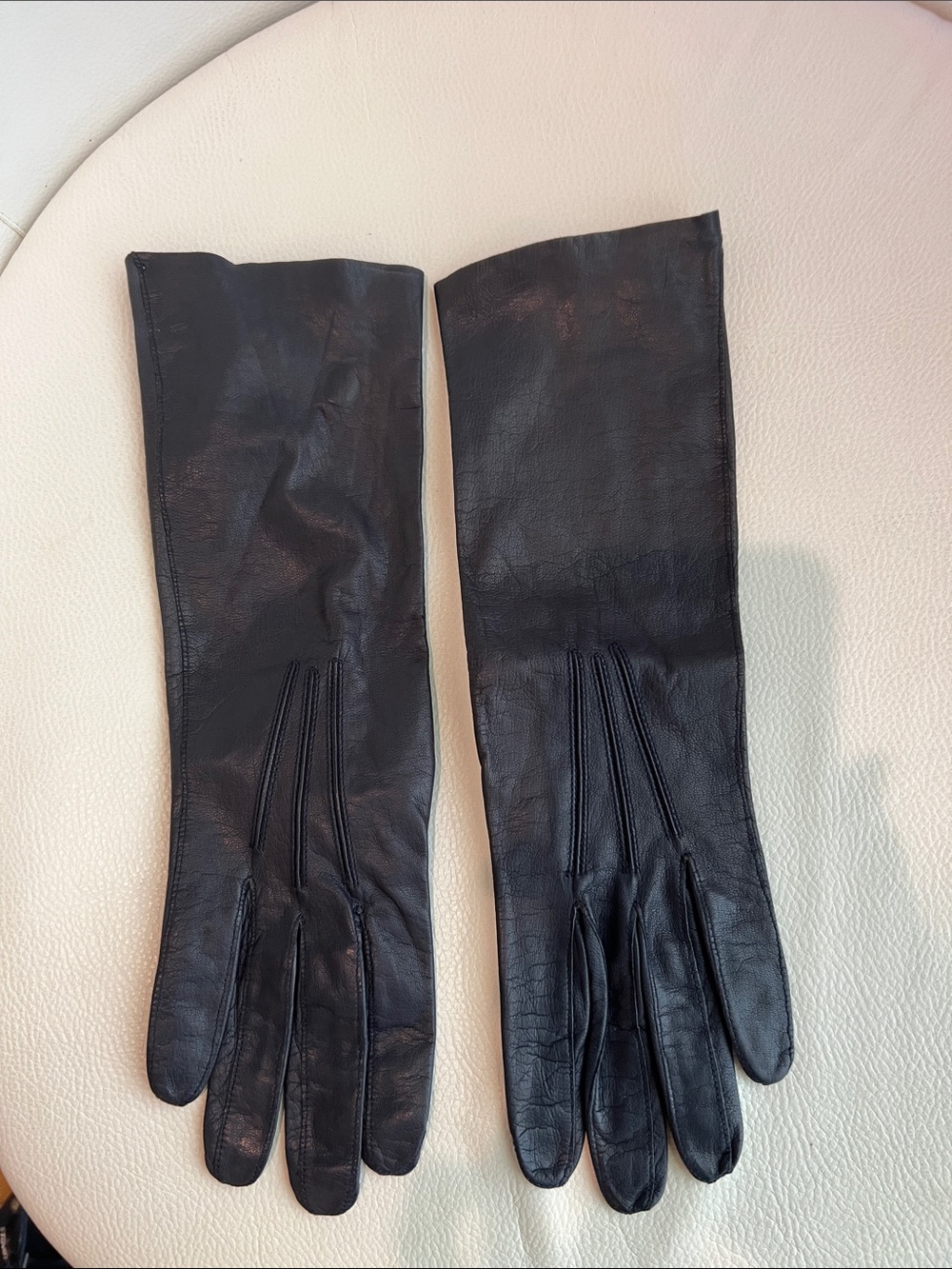 Perrin Vintage Classic Black Leather Long Gloves (sz sm)